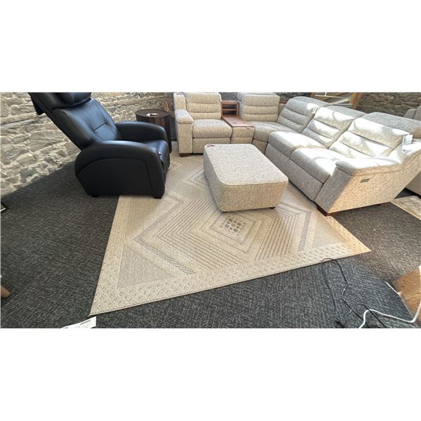 10' X 7'10" SURYA ROCKPORT CARPET