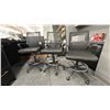 Image 2 : GROUP OF 3 MESH BACK TALL WORK CHAIRS