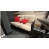 Image 2 : WOODARD SANTA MONICA PATIO LOVESEAT W/ CUSHIONS. 51" WIDE.