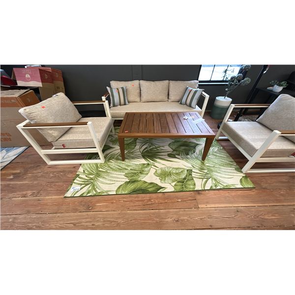 7'3" X 5' SURYA WARSAW CARPET