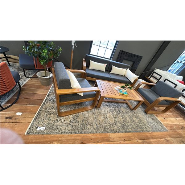 10' X 7'10" SURYA MARGARET CARPET.