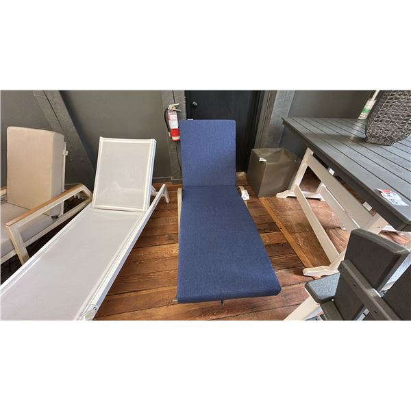 FIG & CHERRY BLUE RECLINING LOUNGE SEAT.