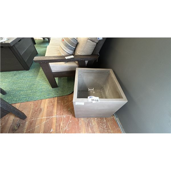 20" SQUARE CERAMIC PLANTER