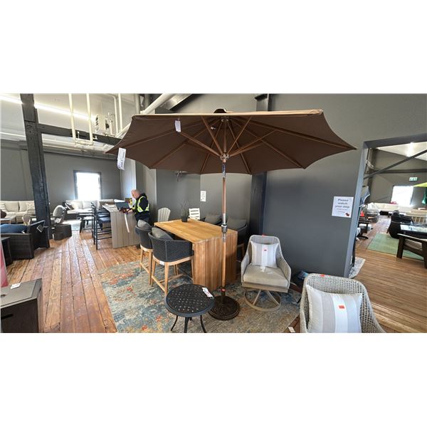 GALTECH 9' TEAK FRAME DELUXE UMBRELLA W/ WEIGHTED BASE.