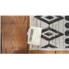 Image 3 : 10'2" X 7'10" ASHLEY FURNITURE LARGE RUG