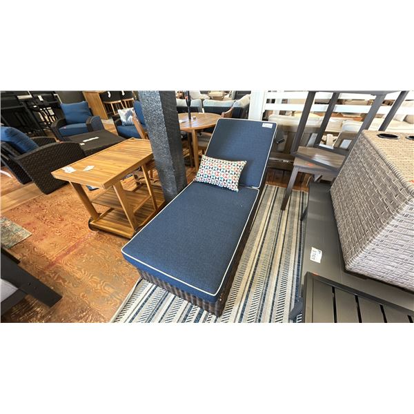 ADJUSTABLE CHAISE LOUNGE. BLUE CUSHION. WITH PILLOW