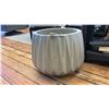 Image 2 : 20" ROUND CERAMIC PLANTER RETAIL $700