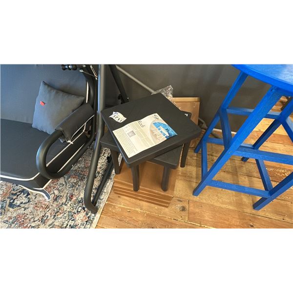 GROUP OF 6 ROTI OUTDOOR PLASTIC TABLES. 4 STILL IN BOX. 18"X18"X18"