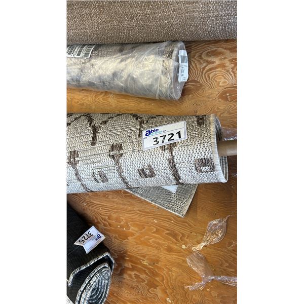 10'2" X 7'10" ASHLEY DESIGN CARPET