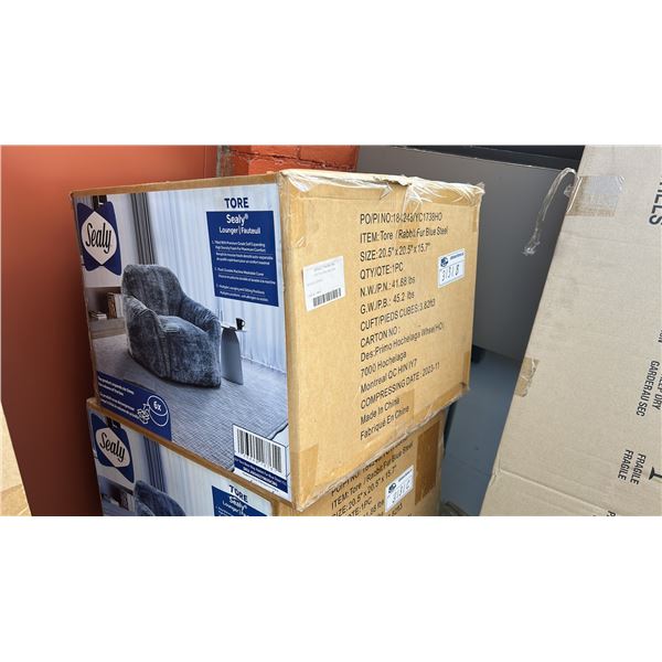 LITERIE BEAN BAG CHAIR. RETAIL $500 IN BOX