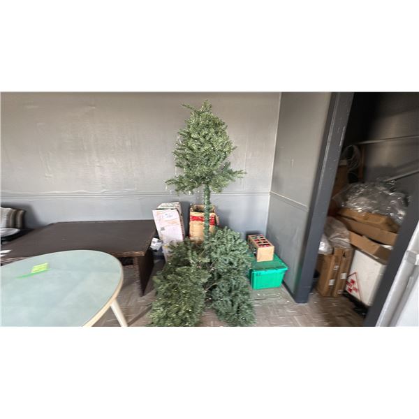 GROUP LOT OF CHRISTMAS DECORATIONS. TREE, ORNAMENTS, LIGHTS, ETC