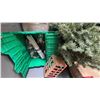 Image 2 : GROUP LOT OF CHRISTMAS DECORATIONS. TREE, ORNAMENTS, LIGHTS, ETC
