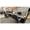 Image 2 : GROUP OF 8 WORKSTATIONS. 48" HIGH PANELS. 60" X 30" FREE STANDING DESKS. 3 - 27" CURVED MONITORS