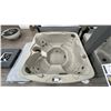Image 10 : FREEFLOW SPAS MONTEREY SERIES HOT TUB. 7 SEAT. 22 JETS. 320 GALLON. DIRECT PLUG IN
