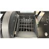 Image 6 : BROIL KING REGAL PELLET 500. INTEGRATED PELLET APP TO CONTROL COOKING FROM SMART PHONE DIAL EXACT