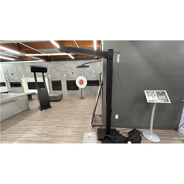 NAPOLEON OUTDOOR ELECTRIC INFRARED RADIANT HEATER. 110 VOLT. MODEL: NEOFV80IH