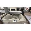 Image 7 : FREEFLOW SPAS, AZURE, 4 SEAT HOT TUB, 16 JETS, 235 GALLONS, 6'9" X 5'3", ENERGY EFFICIENT,