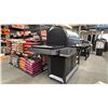 Image 7 : TRAEGER TIMBERLINE XL SMOKER GRILL. MODEL TBB01RLGC. 1320 SQ. INCH GRILL. 10 KG PELLET HOPPER.