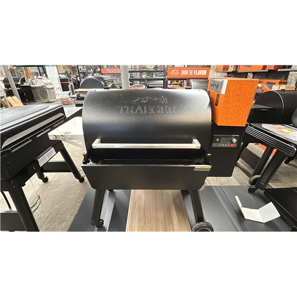 TRAEGER PRO PELLET GRILL. MODEL TFB89BLFC. 55" OVERALL LENGTH W/ COVER