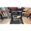 Image 4 : KAMADO JOE DIGITAL 18 CHARCOAL KAMADO GRILL. AUTOMATIC FIRE START, WIRELESS CONNECTION - CONTROL