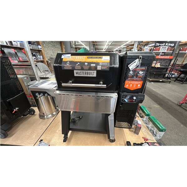 MASTERBUILT 800 GRAVITY SERIES XT DIGITAL CHARCOAL GRIDDLE, GRILL AND SMOKER.