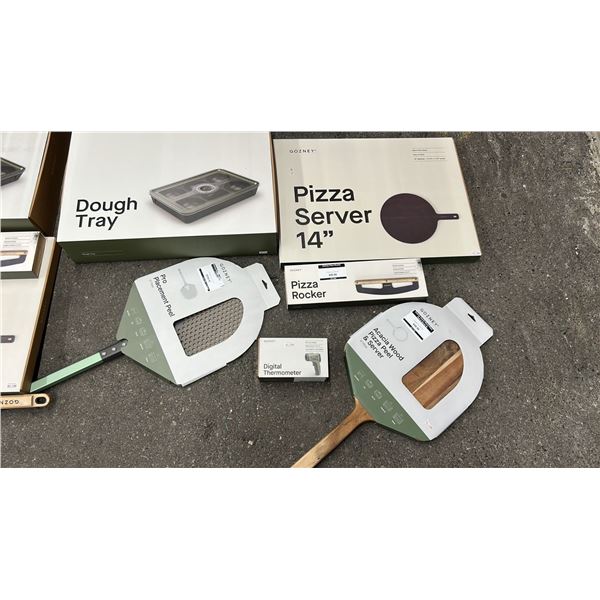 GROUP LOT - PIZZA ACCESSORIES. DIGITAL THERMOMETER, PIZZA SERVER, DOUGH TRAY, PEEL/SERVER, PEEL AND