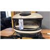 Image 4 : GOZNEY GAPBNCA1424 PIZZA OVEN ON STAND. COMES WITH DOME AND STAND COVER.