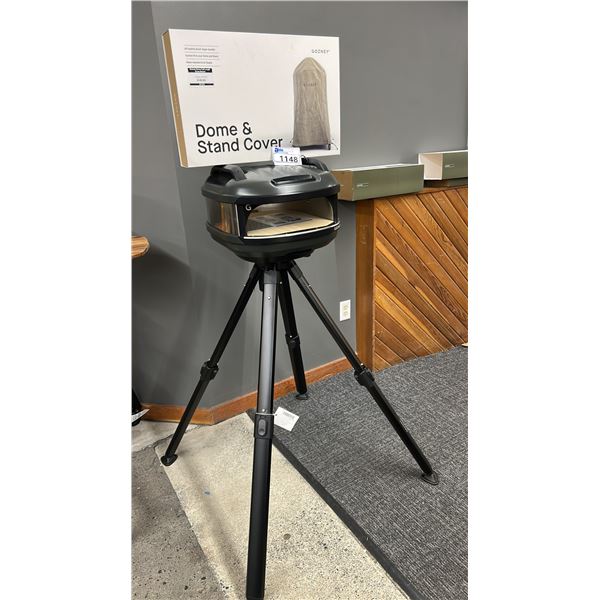 GOZNEY TREAD PIZZA OVEN ON ADJUSTABLE STAND. COMES WITH DOME AND STAND COVER. GTPOBUS1225