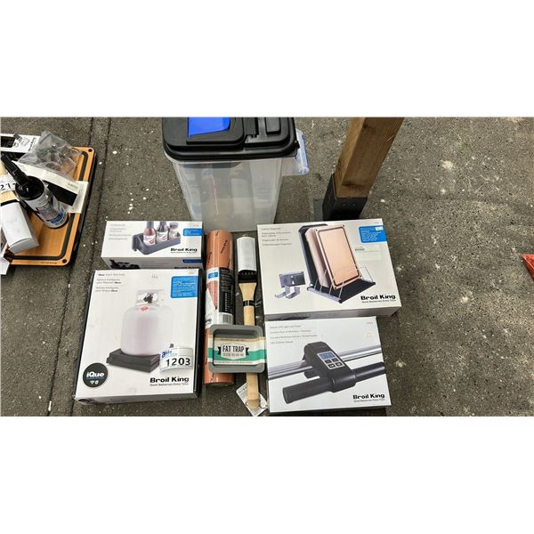 GROUP LOT BROIL KING ACCESSORIES.  TANK SCALE, ORGANIZER, CONDIMENT BIN, BUTCHER PAPER, BRUSH, FAT