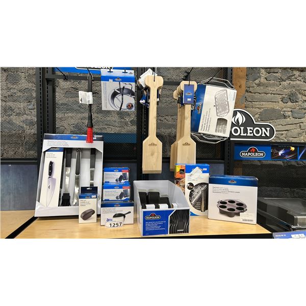 GROUP LOT OF NAPOLEON ACCESSORIES.  5 X BRUSH HEAD REPLACEMENTS, BASTING MOP, GRILL LIGHT, DESSERT