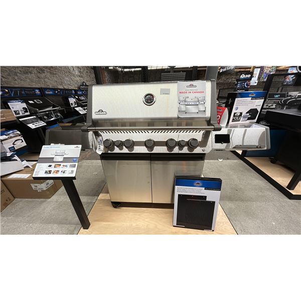 NAPOLEON PRESTIGE 665 CONNECTED PROPANE BBQ. STAINLESS STEEL. 7 BURNER. SAFETY GLOW KNOBS