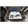 Image 5 : NAPOLEON TRAVELQ PRO 285 PORTABLE GRILL. MODEL PRO285X-BK. INCLUDES COVER