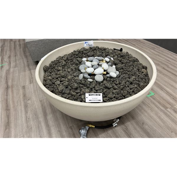 SOLUS 36" ROUND PROPANE FIRE TABLE. HEMI 36. MODEL HM-36-LP-MLS-60-LN. $4,400 RETAIL