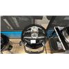 Image 3 : NAPOLEON CHARCOAL KETTLE GRILL. BLACK. WITH LEGS. 22" ROUND