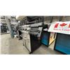 Image 6 : BROIL KING REGAL 420 PRO NATURAL GAS GRILL. STAINLESS STEEL WITH STAINLESS GRILLS. COOK LIGHT