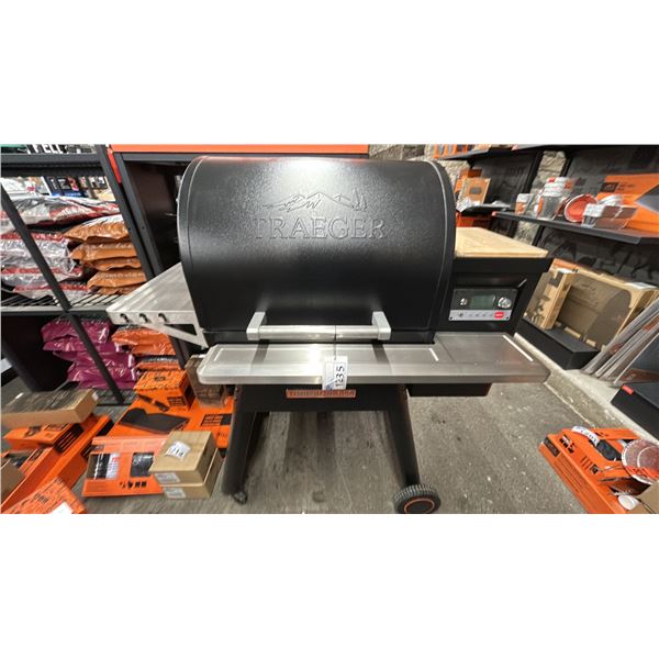 TRAEGER TIMBERLINE D2 - 850. SMOKER GRILL. ELECTRIC. STAINLESS DOUBLE WALLED.