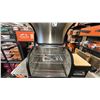 Image 2 : TRAEGER TIMBERLINE D2 - 850. SMOKER GRILL. ELECTRIC. STAINLESS DOUBLE WALLED.
