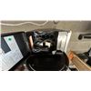 Image 4 : TRAEGER TIMBERLINE D2 - 850. SMOKER GRILL. ELECTRIC. STAINLESS DOUBLE WALLED.