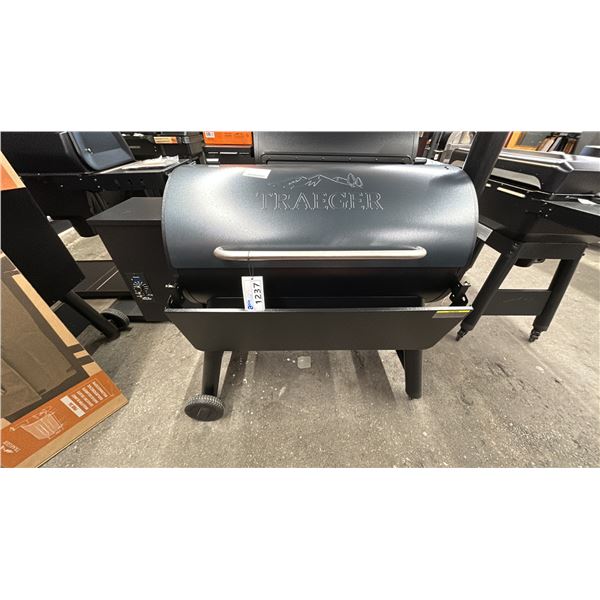 TRAEGER PRO SERIES 34.  MODEL TFB88PUBC.  ELECTRIC.