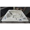 Image 7 : HOTSPRING HIGHLIFE COLLECTION. JETSETTER LX HOT TUB. 3 SEAT. 30 JETS. 250 GALLON. 7'X 5'8" X 33"