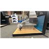 Image 3 : CAPITAL MODEL CG36RBIN 36" BBQ. BUILT-IN WITH ROTISSERIE AND SEAR ZONE. NATURAL GAS. MAESTRO AND