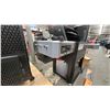 Image 4 : MASTERBUILT 1050 GRAVITY SERIES DIGITAL CHARCOAL GRILL AND SMOKER.