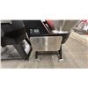 Image 2 : RECTEQ RT-B380X BULLSEYE DELUXE SMOKER GRILL.