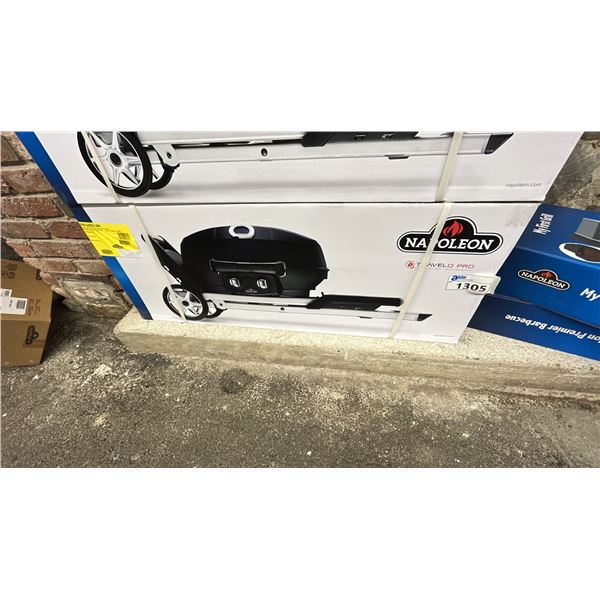 NAPOLEON TRAVEL Q PRO PORTABLE BBQ BLACK, PROPANE, W/ COVER, IN BOX