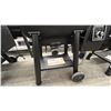 Image 8 : BROIL KING REGAL PELLET 400. EXTRA THICK GRIDS, PREMIUM ROTISSERIE.