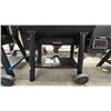 Image 9 : BROIL KING PELLET SMOKER GRILL.  ELECTRIC. MODEL CROWN PELLET 500