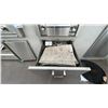 Image 11 : GROUP LOT OF LYNX OUTDOOR KITCHEN COMPONENTS. NATURAL GAS. 36" OUTDOOR GRILL, WARMING DRAWER,