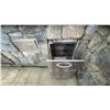 Image 11 : GROUP LOF OF JACKSON GRILLS OUTDOOR KITCHEN ITEMS. NATURAL GAS. 41" 5 BURNER GRILL, 25" ICE BUCKET,
