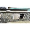 Image 13 : GROUP LOF OF JACKSON GRILLS OUTDOOR KITCHEN ITEMS. NATURAL GAS. 41" 5 BURNER GRILL, 25" ICE BUCKET,