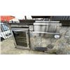 Image 6 : GROUP LOF OF JACKSON GRILLS OUTDOOR KITCHEN ITEMS. NATURAL GAS. 41" 5 BURNER GRILL, 25" ICE BUCKET,